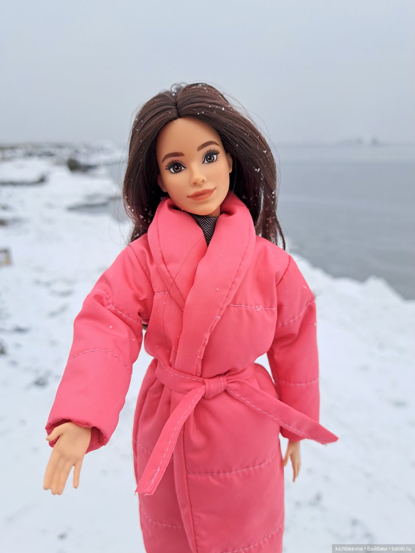 Танцева-а-а-ла булка с маком, булка с маком