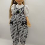Комбинезон для кукол Паола Рейна 32-34 см