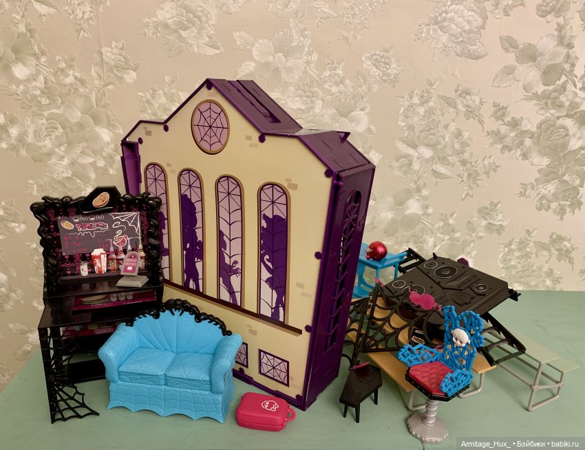 Мой обзор на «Школу монстров» и обзор на коллекцию монстров и куколок формата монстров