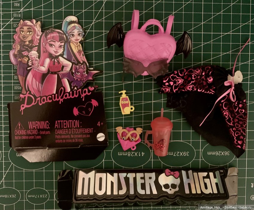 Мой обзор на «Школу монстров» и обзор на коллекцию монстров и куколок формата монстров