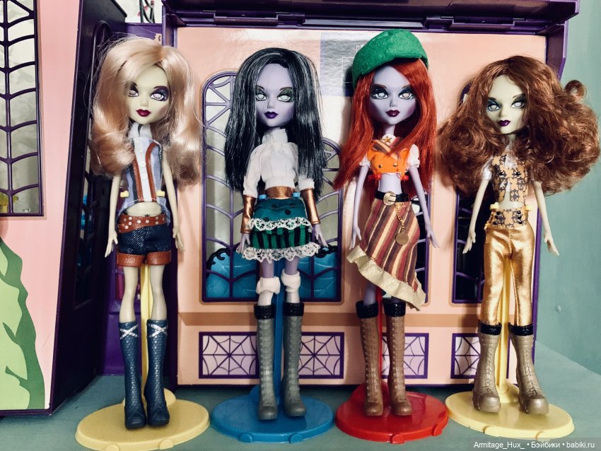 Мой обзор на «Школу монстров» и обзор на коллекцию монстров и куколок формата монстров