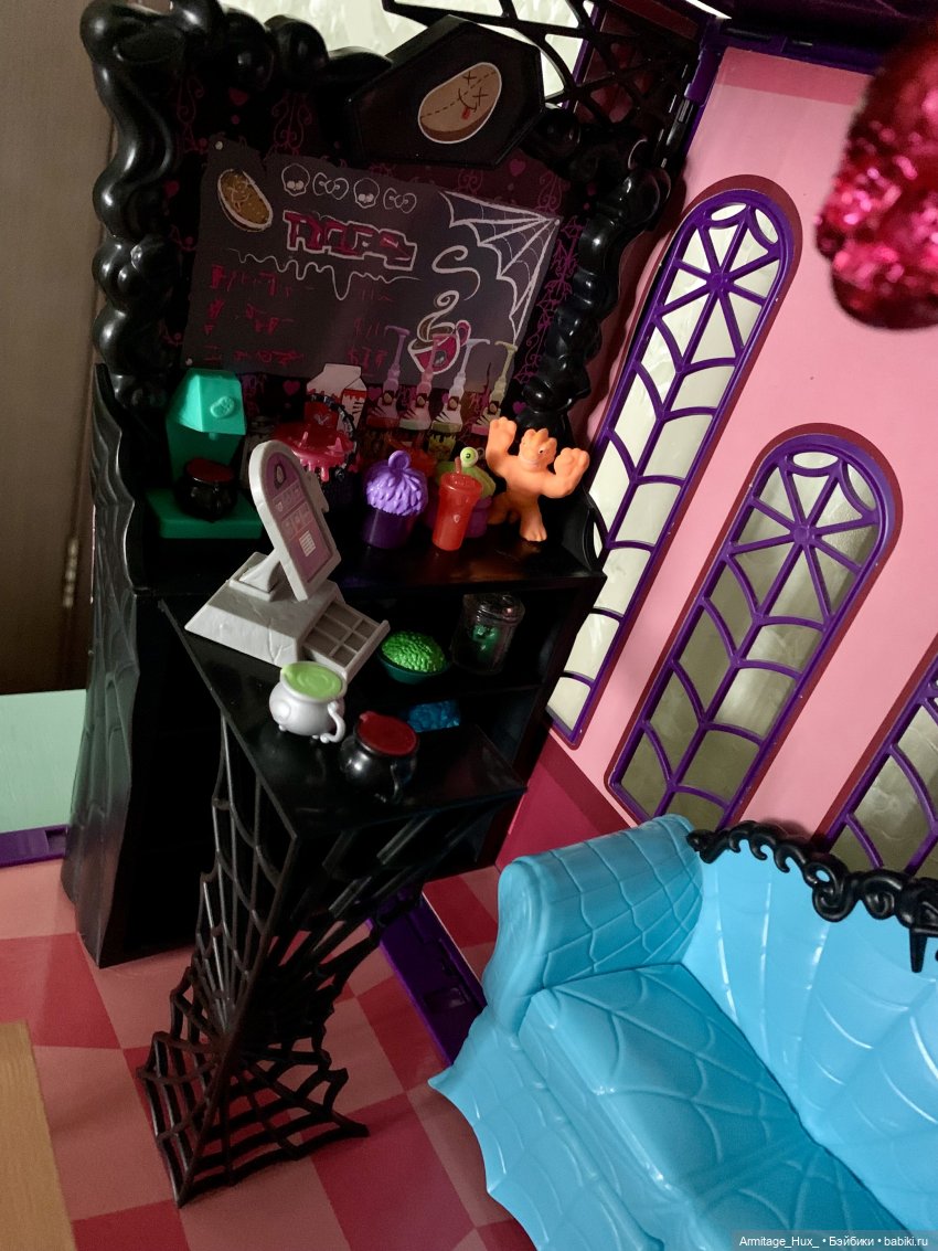 Мой обзор на «Школу монстров» и обзор на коллекцию монстров и куколок формата монстров