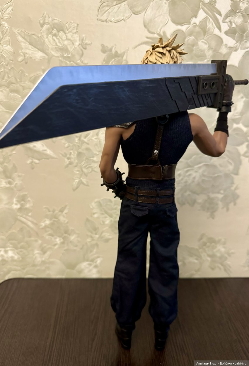 Распаковка Клауда Страйфа SET059