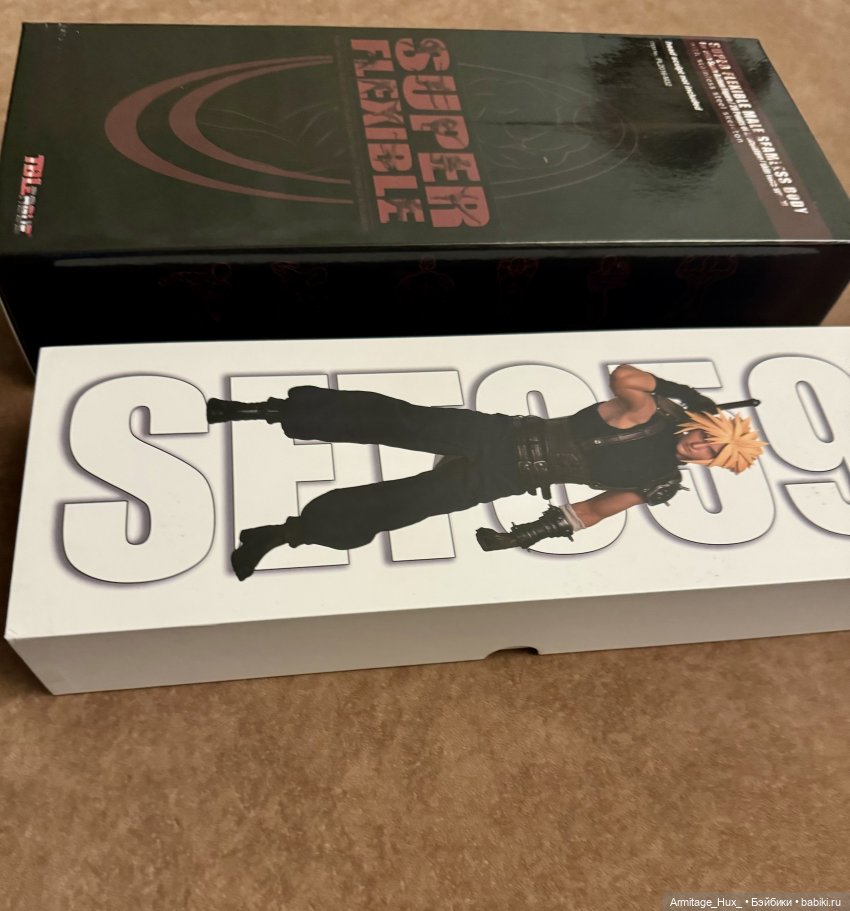 Распаковка Клауда Страйфа SET059 (фото 2)