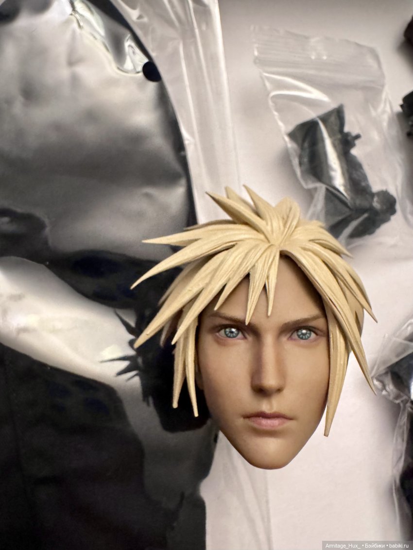 Распаковка Клауда Страйфа SET059 (фото 5)