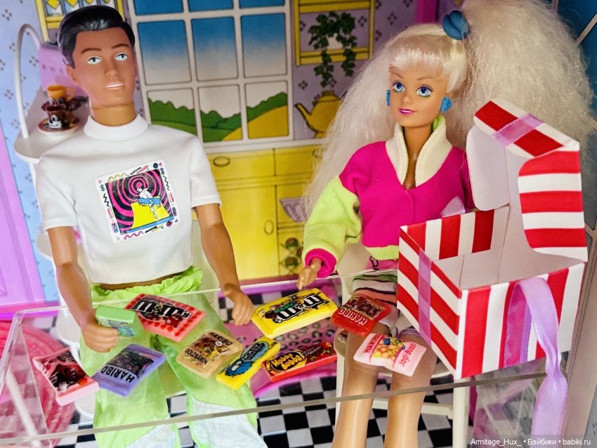 Мой обзор на фирменный домик «Star Home» для Sindy от “hasbro” 1987 год выпуска и мою дизайнерскую работу по мебелировке его