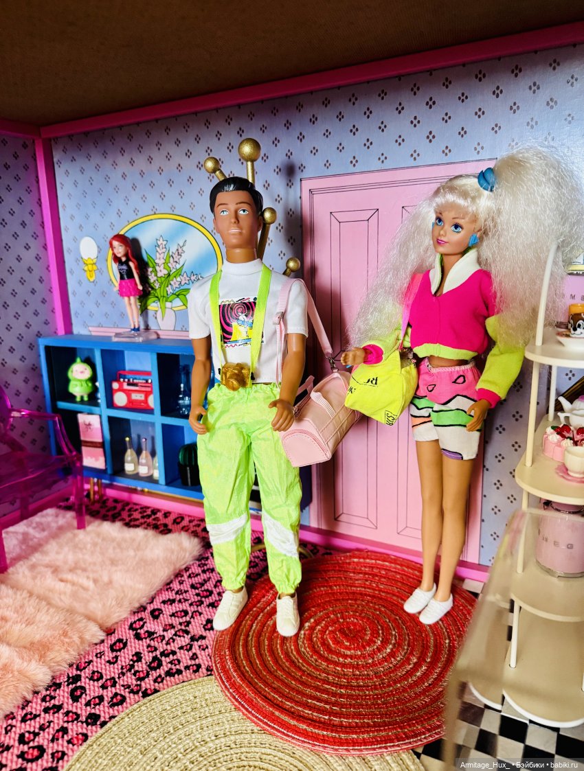 Мой обзор на фирменный домик «Star Home» для Sindy от “hasbro” 1987 год выпуска и мою дизайнерскую работу по мебелировке его