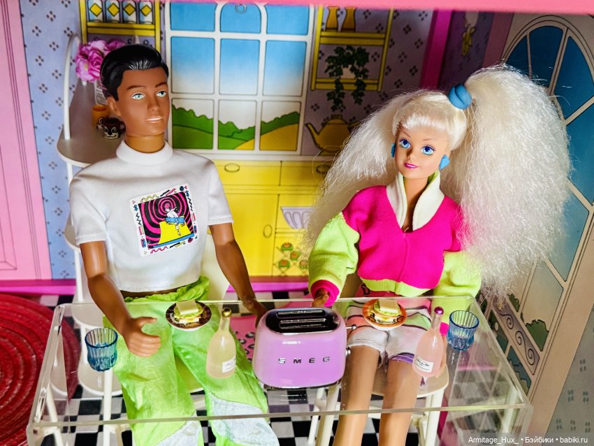 Мой обзор на фирменный домик «Star Home» для Sindy от “hasbro” 1987 год выпуска и мою дизайнерскую работу по мебелировке его