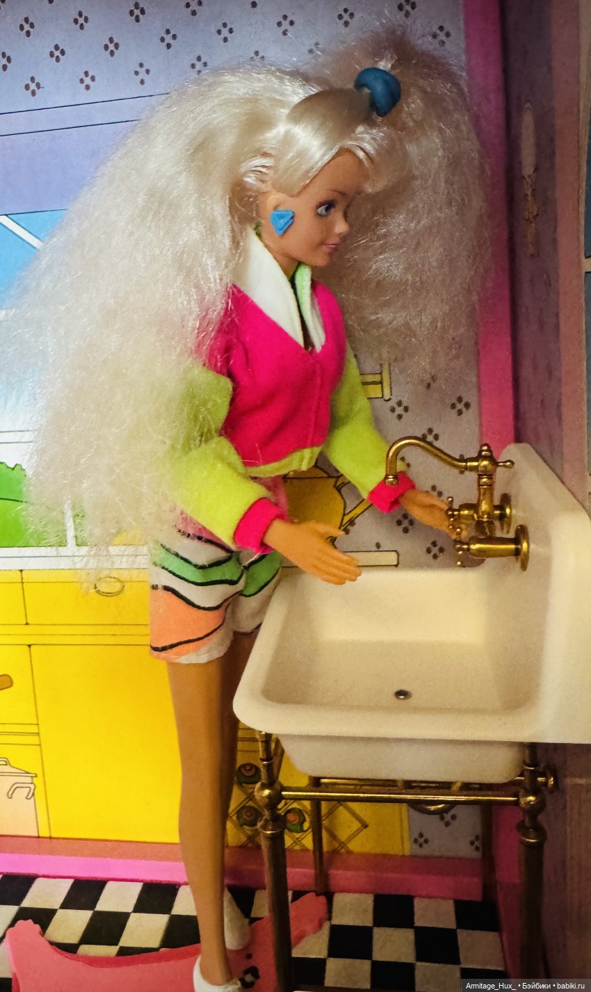 Мой обзор на фирменный домик «Star Home» для Sindy от “hasbro” 1987 год выпуска и мою дизайнерскую работу по мебелировке его