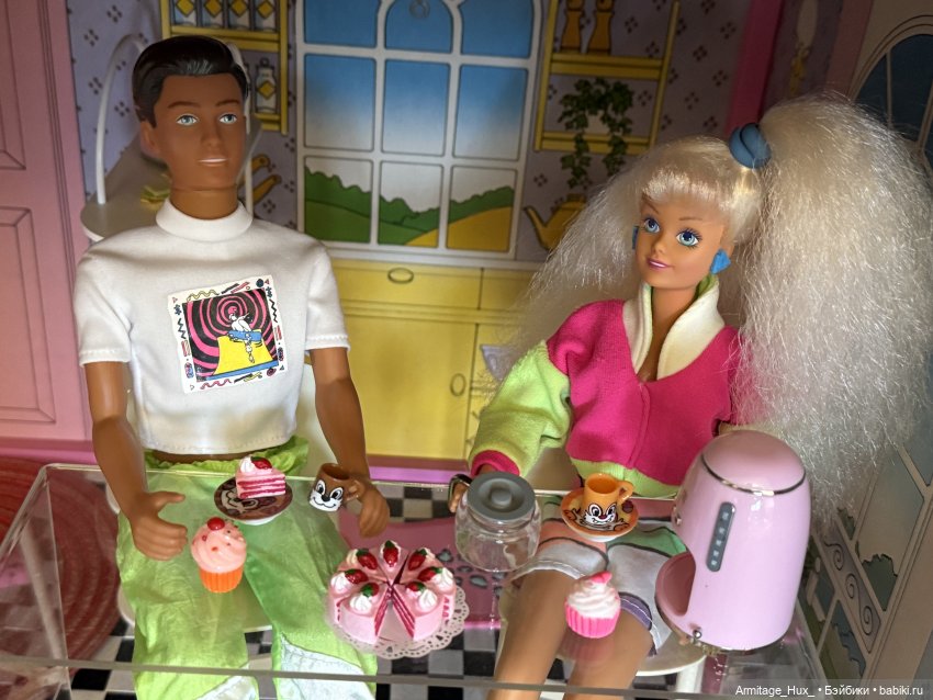 Мой обзор на фирменный домик «Star Home» для Sindy от “hasbro” 1987 год выпуска и мою дизайнерскую работу по мебелировке его