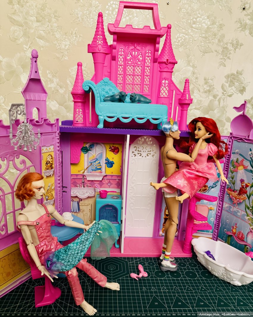 Мой обзор на «Замок для Принцесс Дисней» от hasbro и принцессу Ариэль от mattel