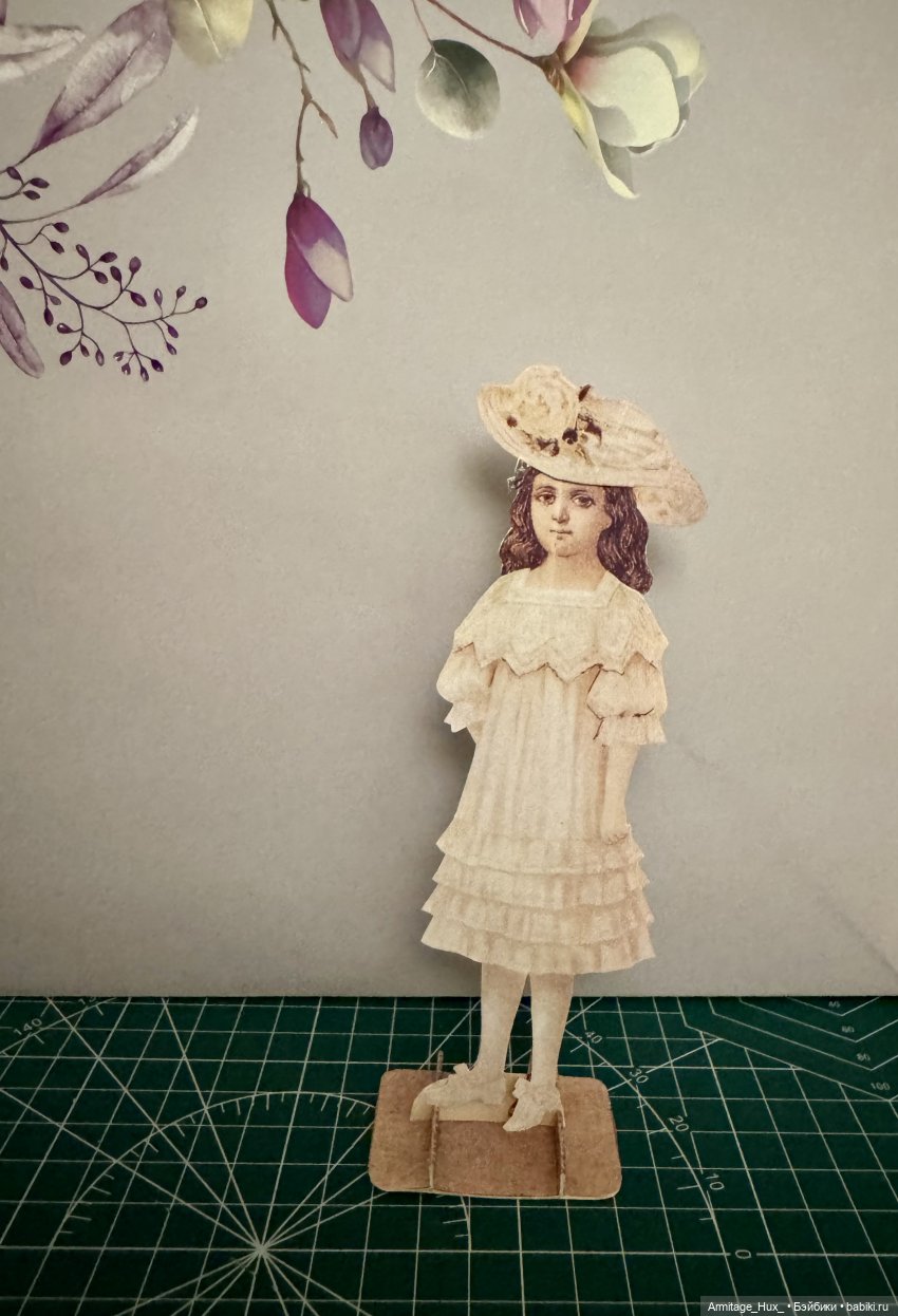 Мои бумажные куклы из «Журнал мод» за 1990 год. Репринт