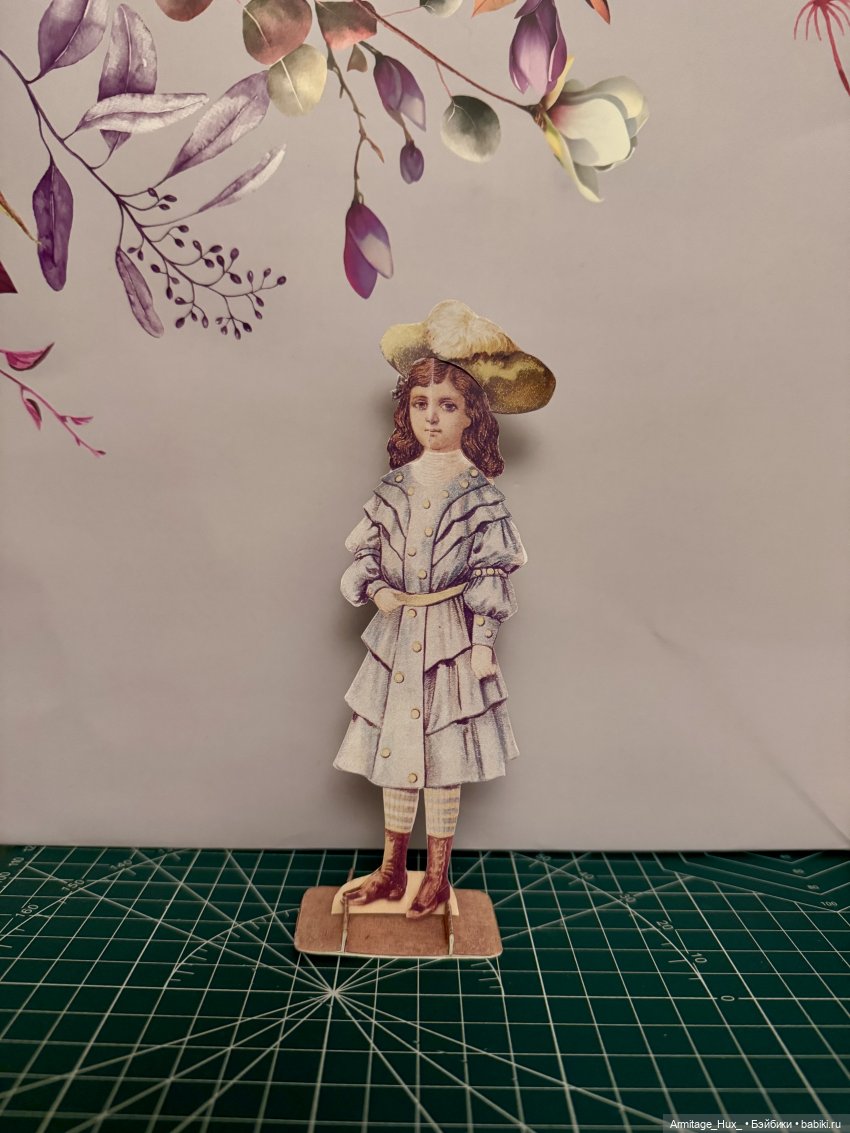 Мои бумажные куклы из «Журнал мод» за 1990 год. Репринт
