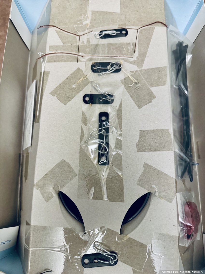 Распаковка, портретная куколка Роза Бьюкейтер от бренда Galoob (фото 9)