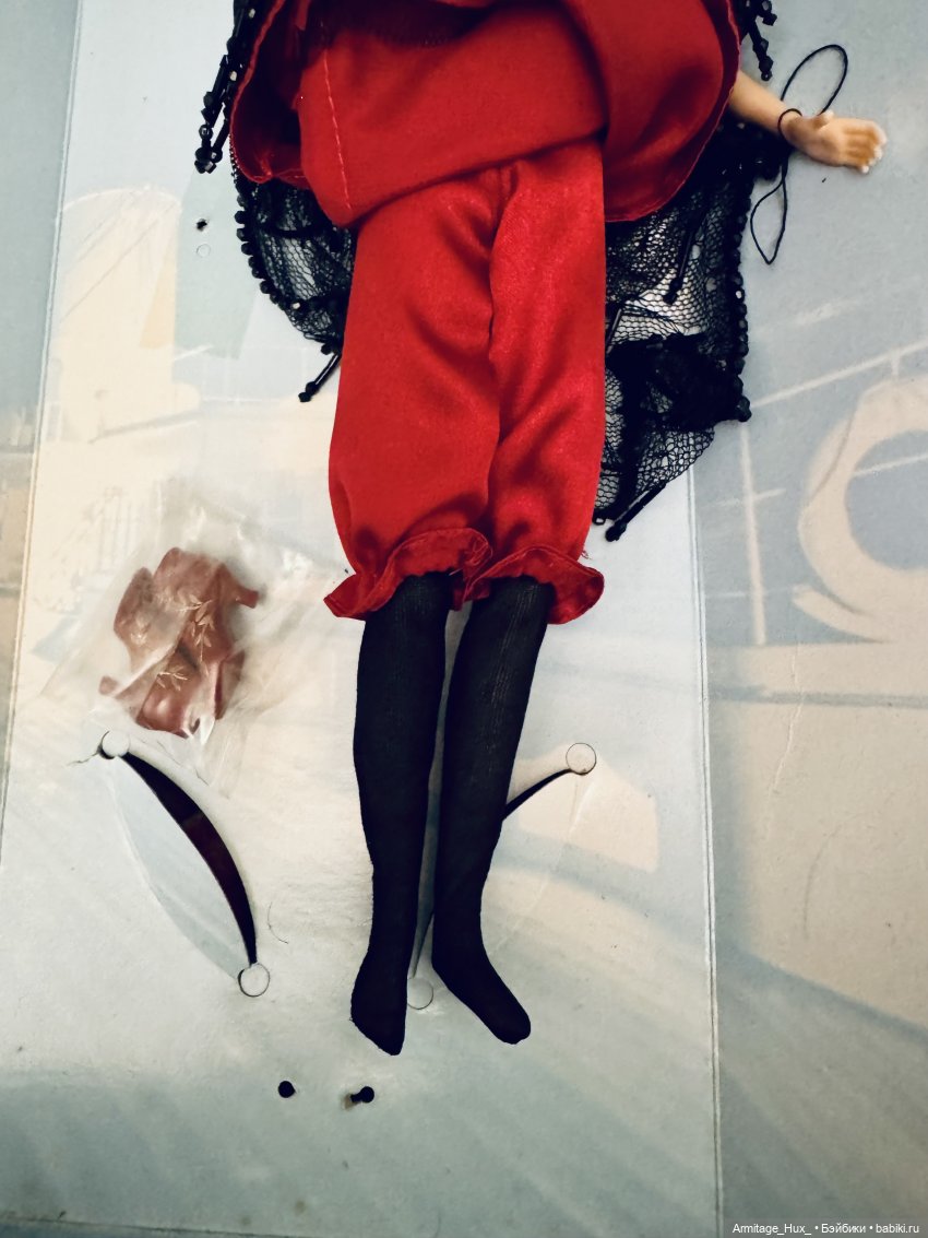 Распаковка, портретная куколка Роза Бьюкейтер от бренда Galoob