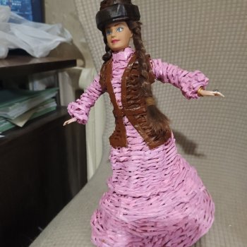 Танцующая казашка