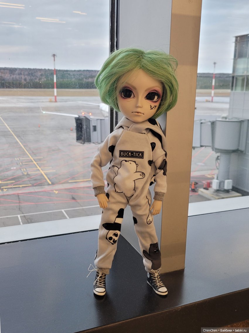 Четверо из ларца, одинаковых с лица