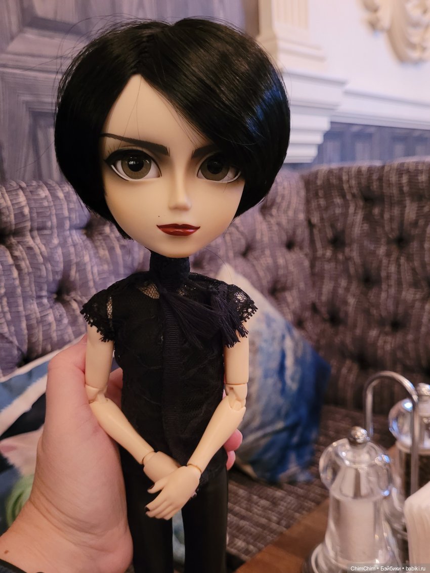 Четверо из ларца, одинаковых с лица