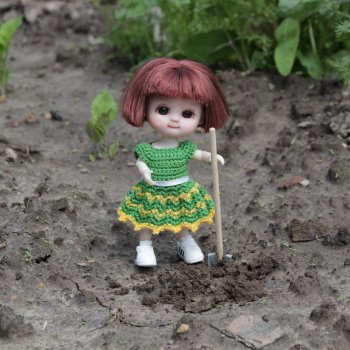 Бусинка на даче