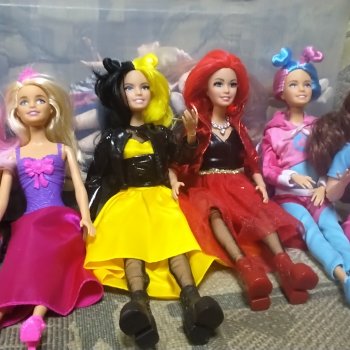 Какие имена я дал своим куклам.