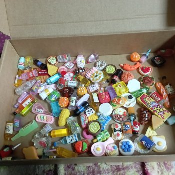 Мелочевка в виде еды и закусок для кукол. Нужно ли это или нет?