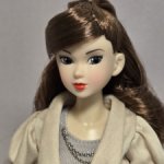 Momoko Escort me