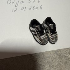 Кеды для Томми Амикус