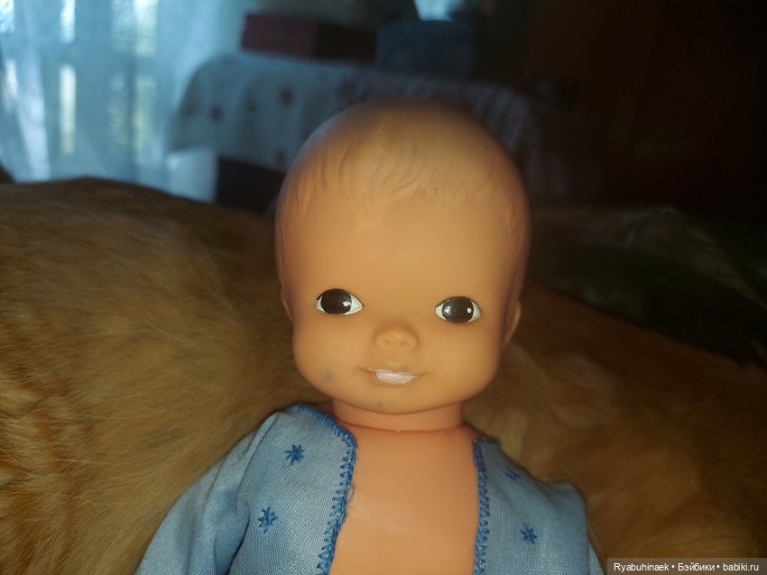 Нашелся еще один старенький пупс