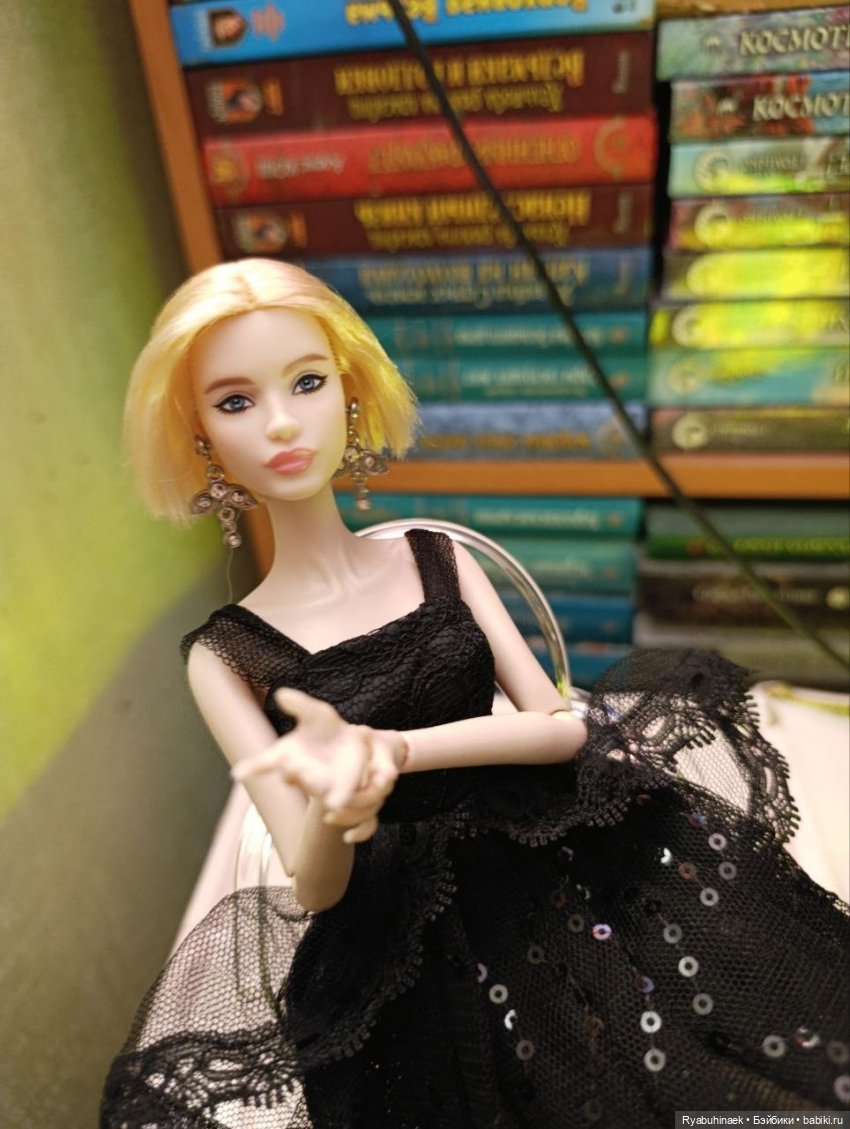 Новая Лина 30th Anniversary Barbie, Vogue Black (фото 3)