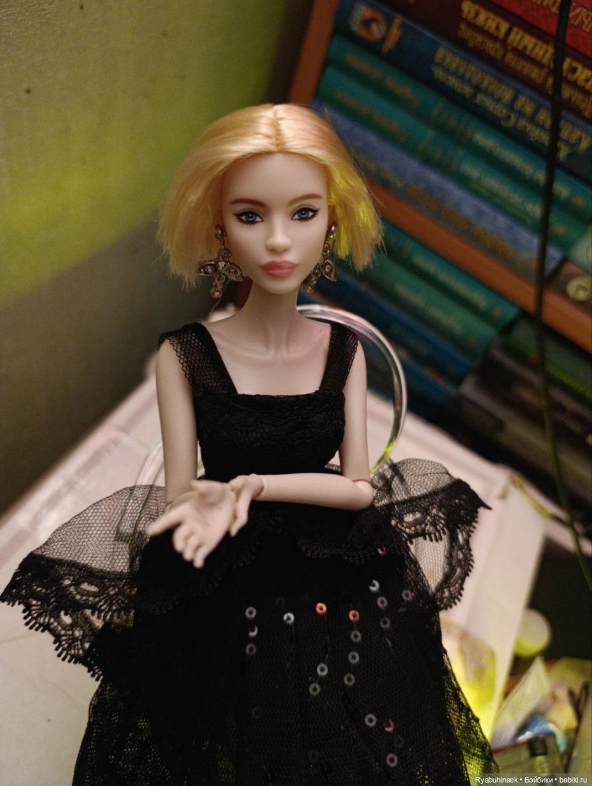 Новая Лина 30th Anniversary Barbie, Vogue Black (фото 4)