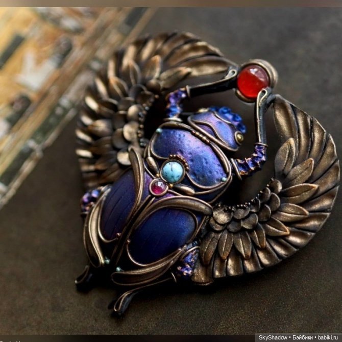 4 серия. Сезон 2. Shadow. Подарок (фото 3)