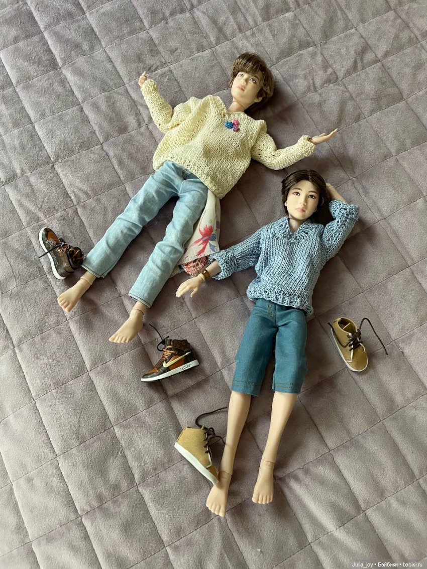 Если мерить в ЛуиВитонах, сколько будет