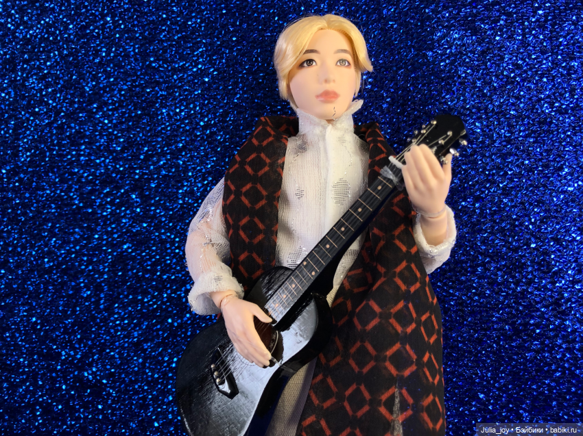 Новогодняя телепрограмма «Шире круг». Песня «Две звезды» (фото 3)