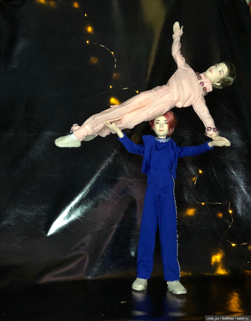 Новогодняя телепрограмма «Шире круг». Песня «Две звезды» (фото 6)