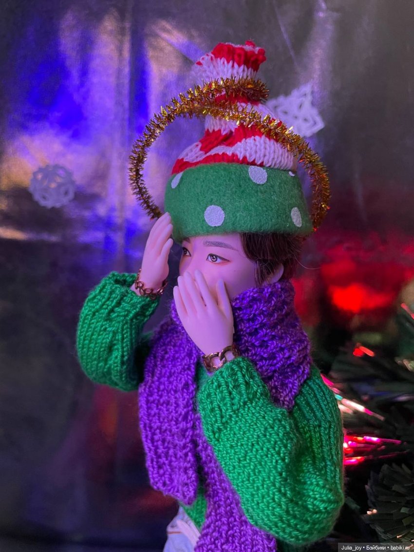 Новогодняя телепрограмма «Шире круг». Песня «Снежинка»