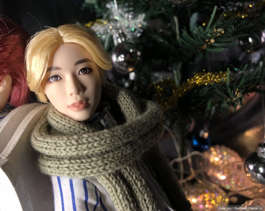 «Маленькая страна» новогоднее выступление бойз бенда Шучичон (фото 2)