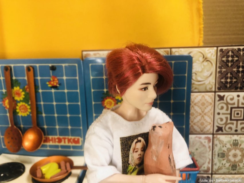 Вечер под гитару — Куклы BTS (БТС) от Mattel: K