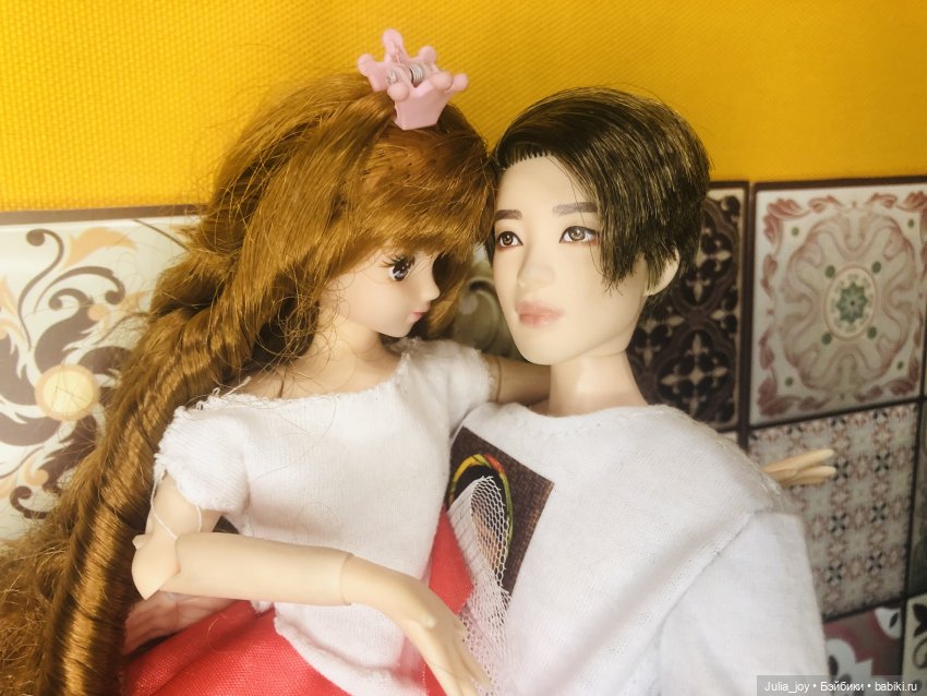 Вечер под гитару — Куклы BTS (БТС) от Mattel: K