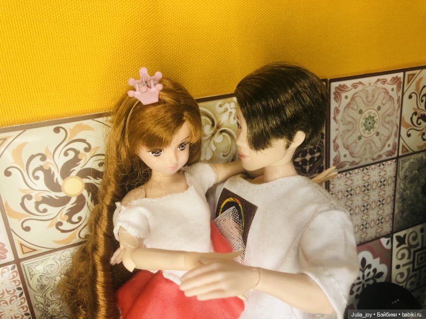 Вечер под гитару — Куклы BTS (БТС) от Mattel: K