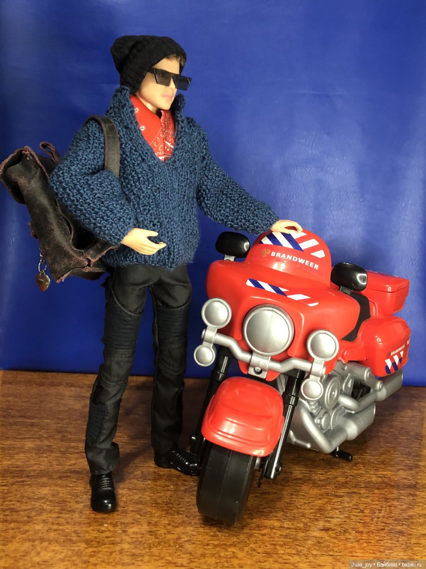 Мистер Ли — Куклы BTS (БТС) от Mattel: K