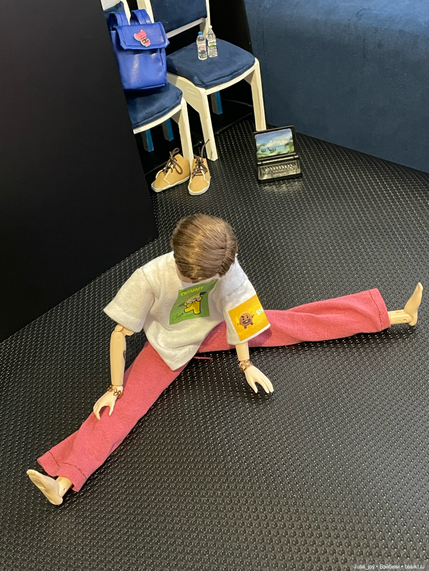 Чимин в танцклассе — Куклы BTS (БТС) от Mattel: K (фото 2)