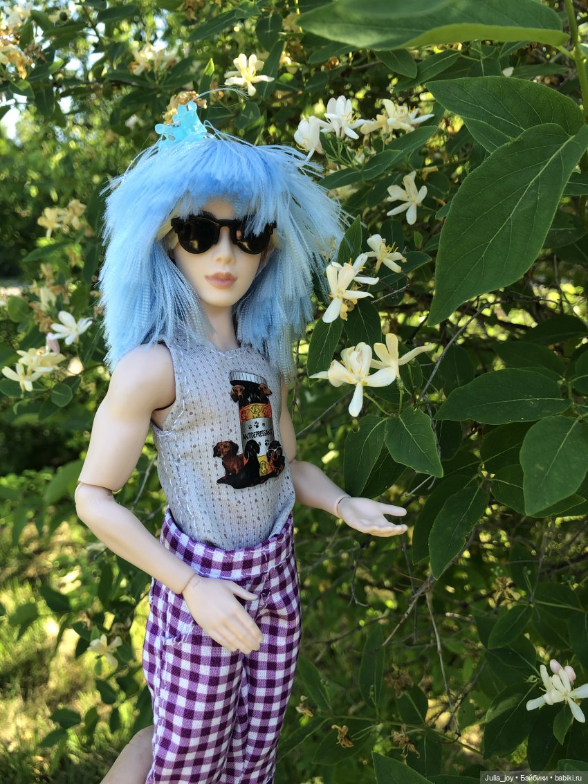 Мальвина?! Нет. Это Прекрасный Принц (фото 9)