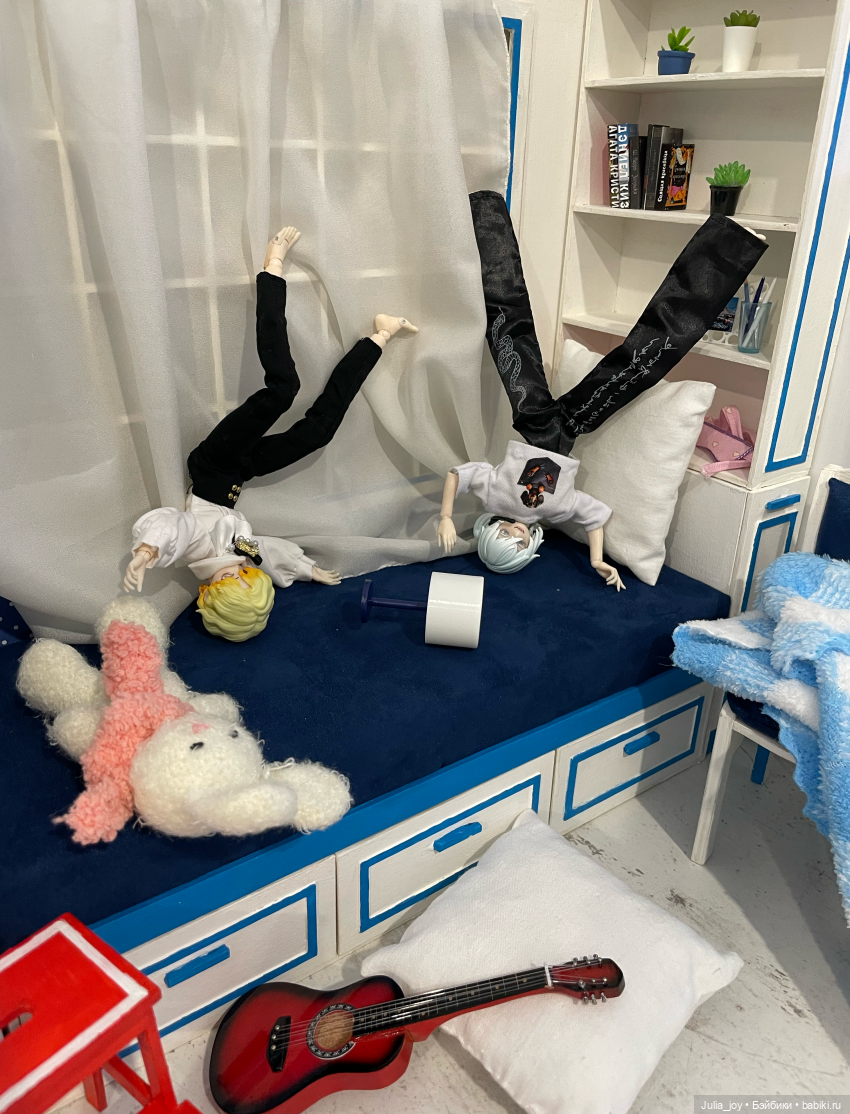 Хёнджин в гостях у Чонина (фото 5)