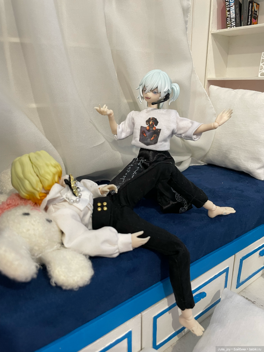 Хёнджин в гостях у Чонина (фото 6)