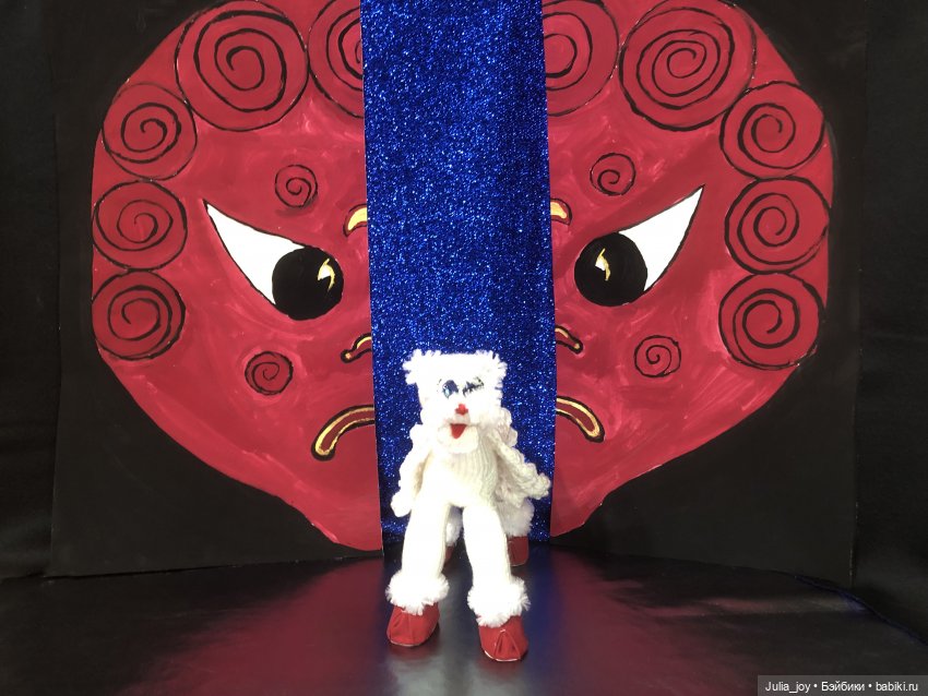 Август Фест. Выступление – перфоманс на песню IDOL