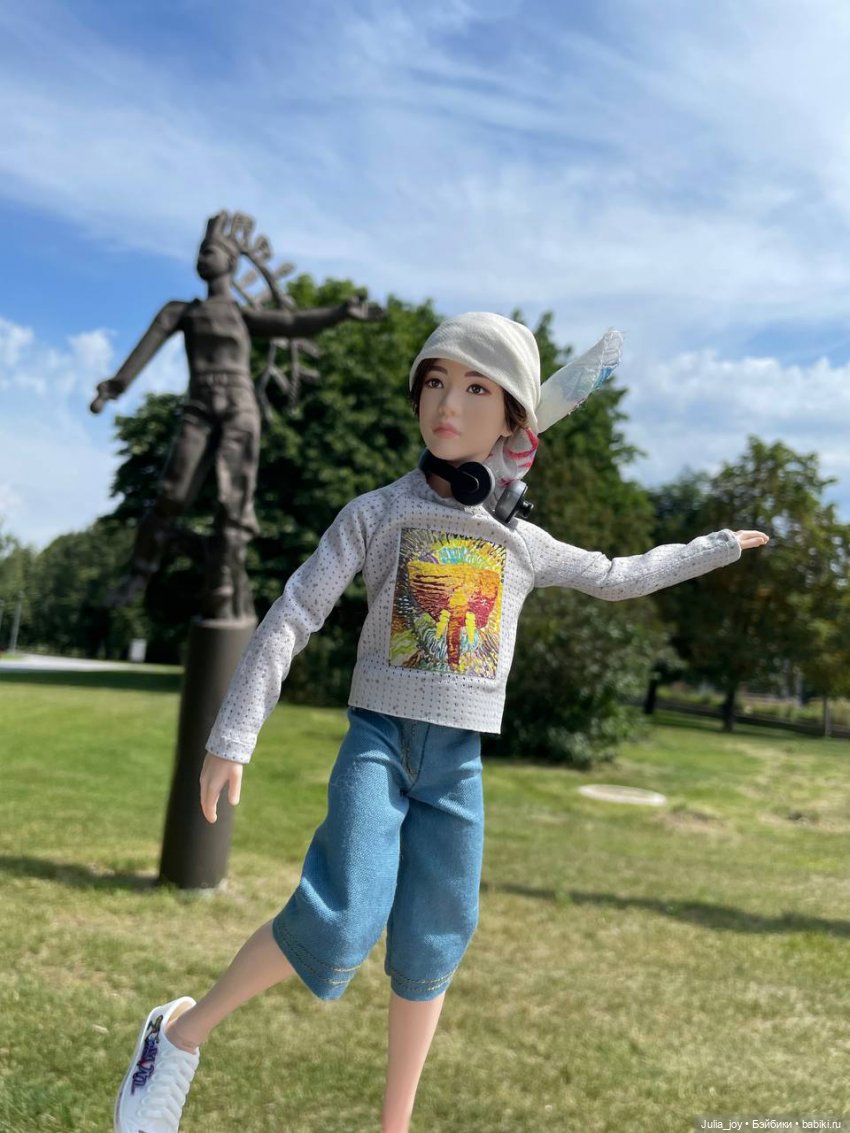 Выход в город на этюды — Куклы BTS (БТС) от Mattel: K