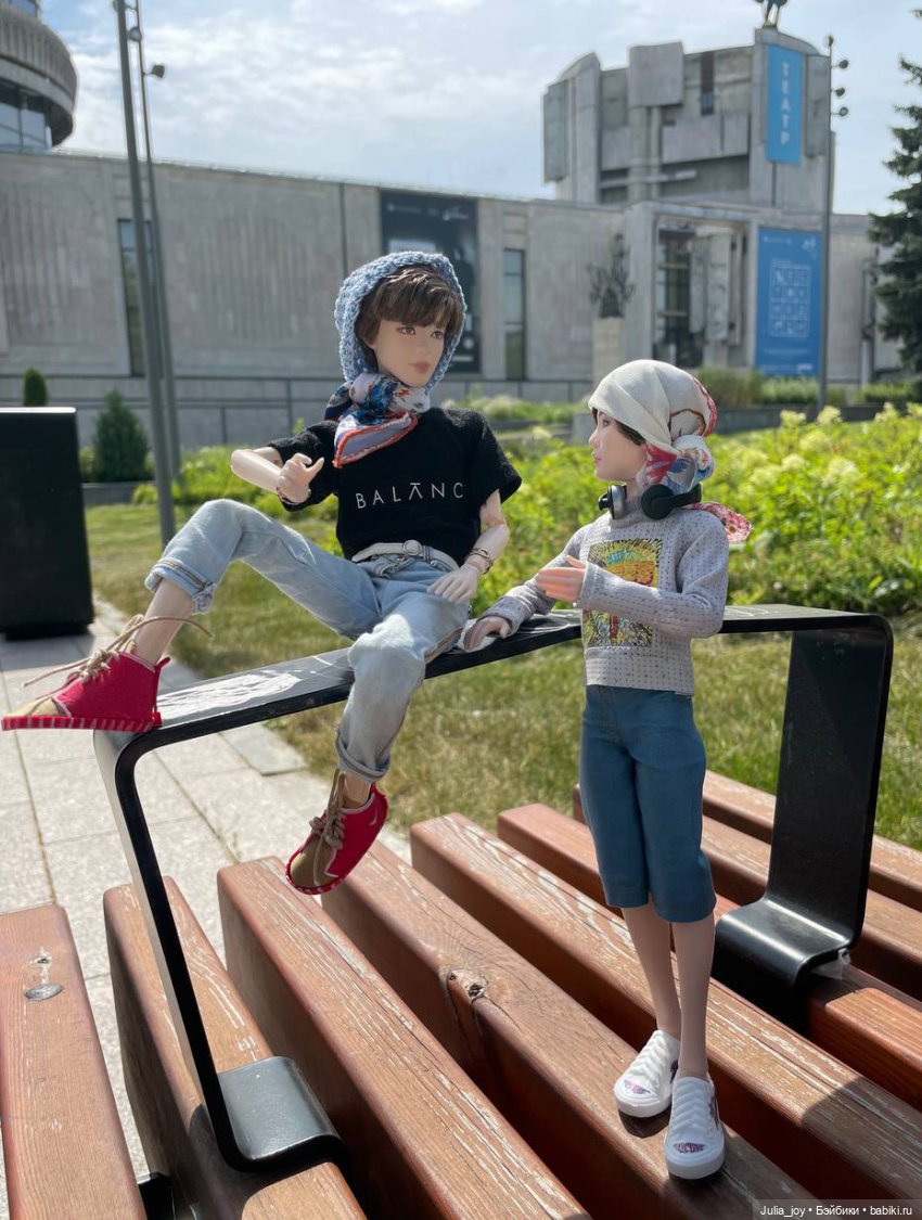 Выход в город на этюды — Куклы BTS (БТС) от Mattel: K