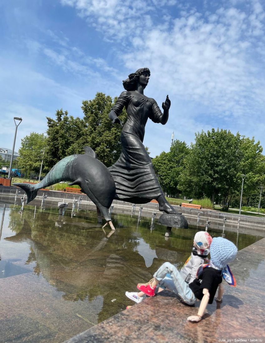 Выход в город на этюды — Куклы BTS (БТС) от Mattel: K (фото 6)