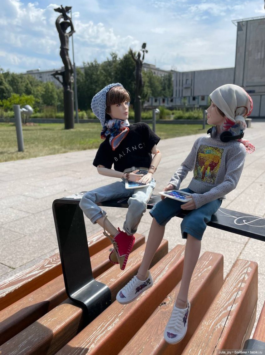 Выход в город на этюды — Куклы BTS (БТС) от Mattel: K