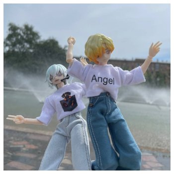 Тик Ток в фонтане.